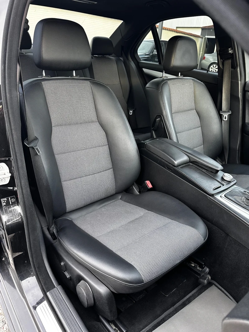 Mercedes-Benz C 320 AMG-PACK , снимка 10 - Автомобили и джипове - 53563039