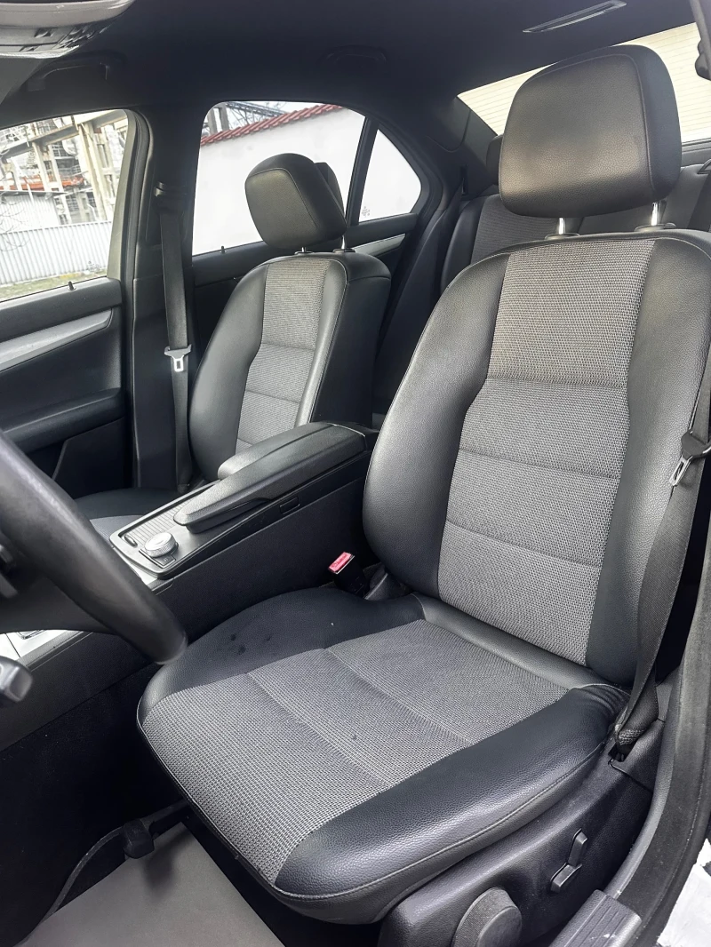 Mercedes-Benz C 320 AMG-PACK , снимка 7 - Автомобили и джипове - 53563039