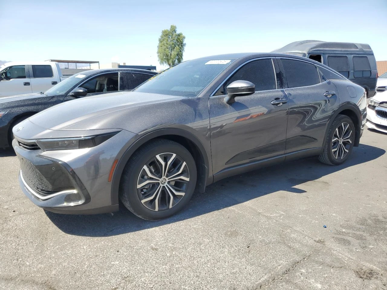 Toyota Crown 2.5 XLE, снимка 1