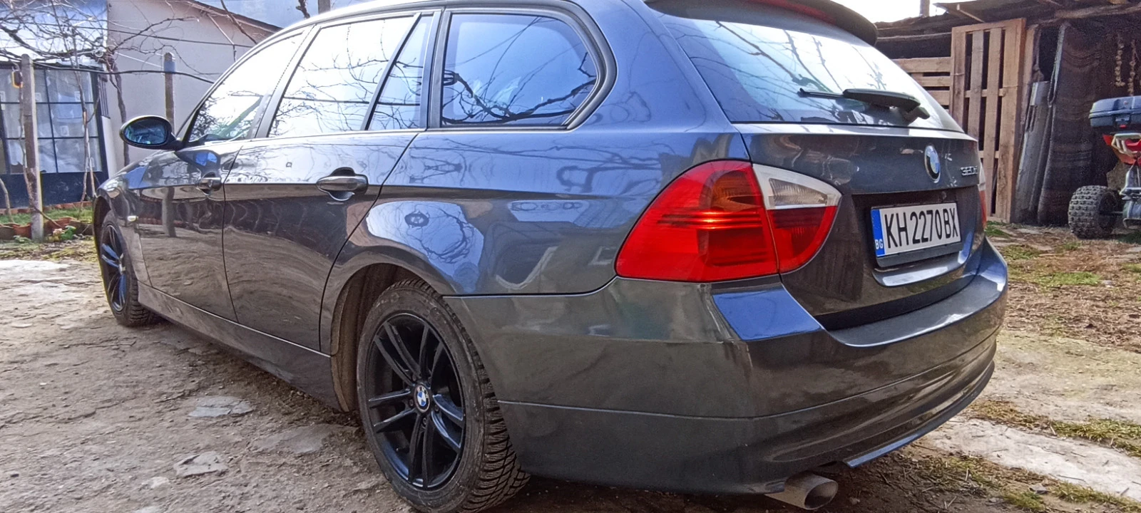 BMW 320 E91 320d - изображение 2