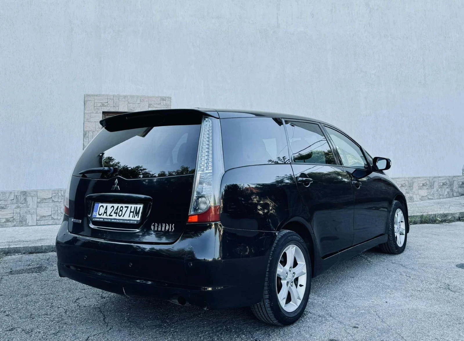 Mitsubishi Grandis 7 МЕСТА  - изображение 7