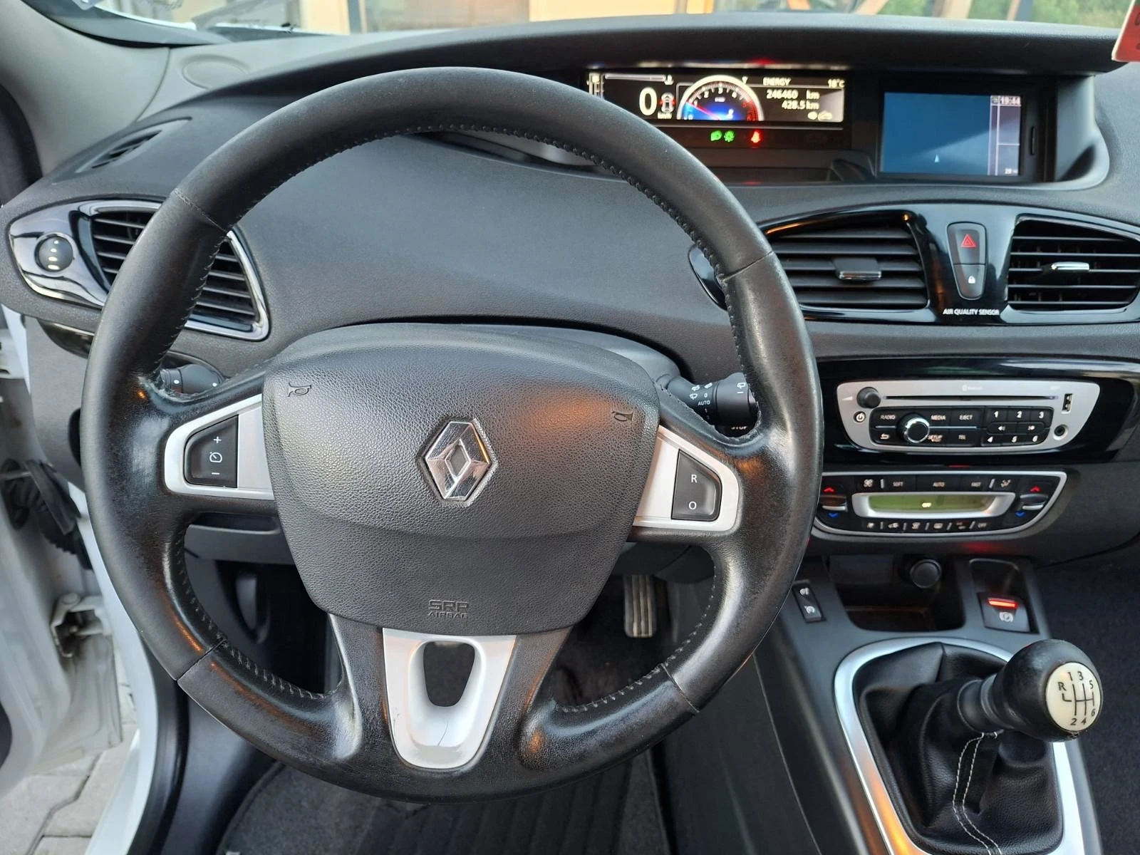 Renault Scenic X-mod, 1.5 DCI, 110 к.с | Mobile.bg — изображение 11