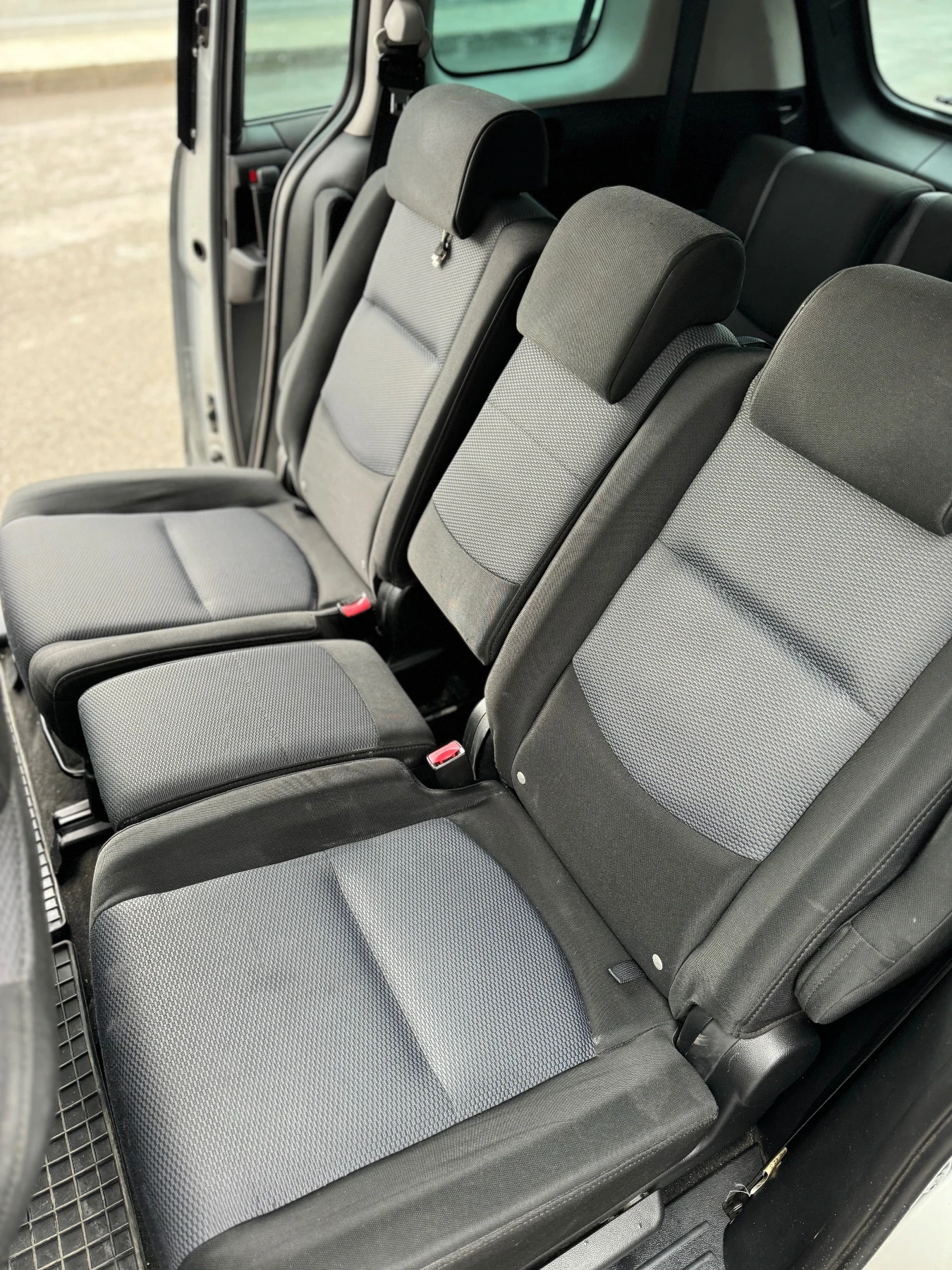 Mazda 5 6+ 1 / carplay | Mobile.bg   6