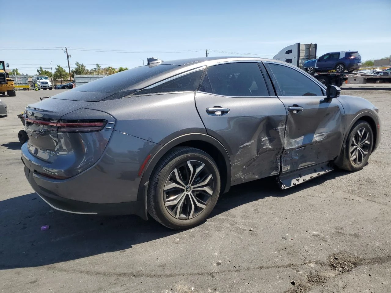 Toyota Crown 2.5 XLE - изображение 4