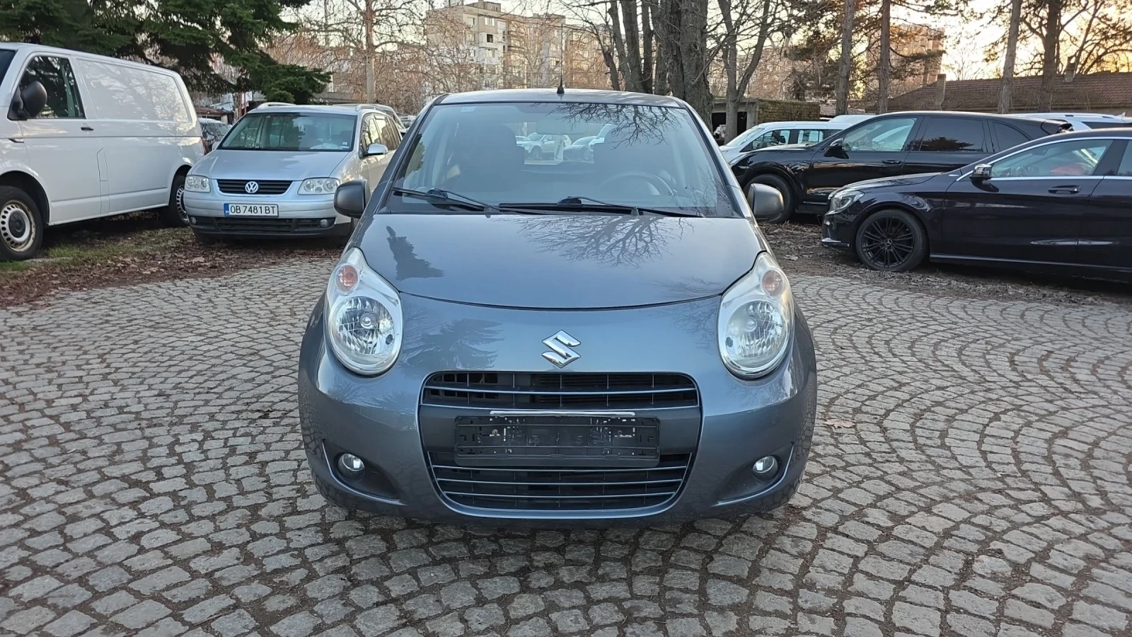 Suzuki Alto 1.0i 70k.c.Газ-Бензин, снимка 3 - Автомобили и джипове - 52884001