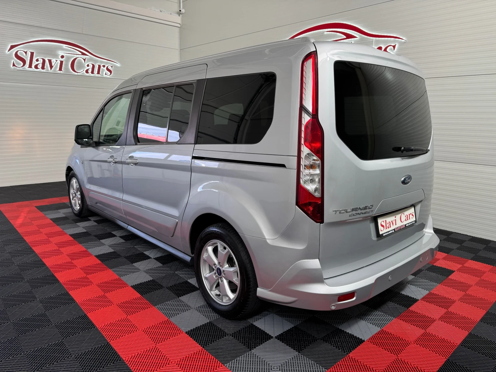 Ford Tourneo Connect 1.5 TDCI POWERSHIFT - TITANIUM - изображение 4