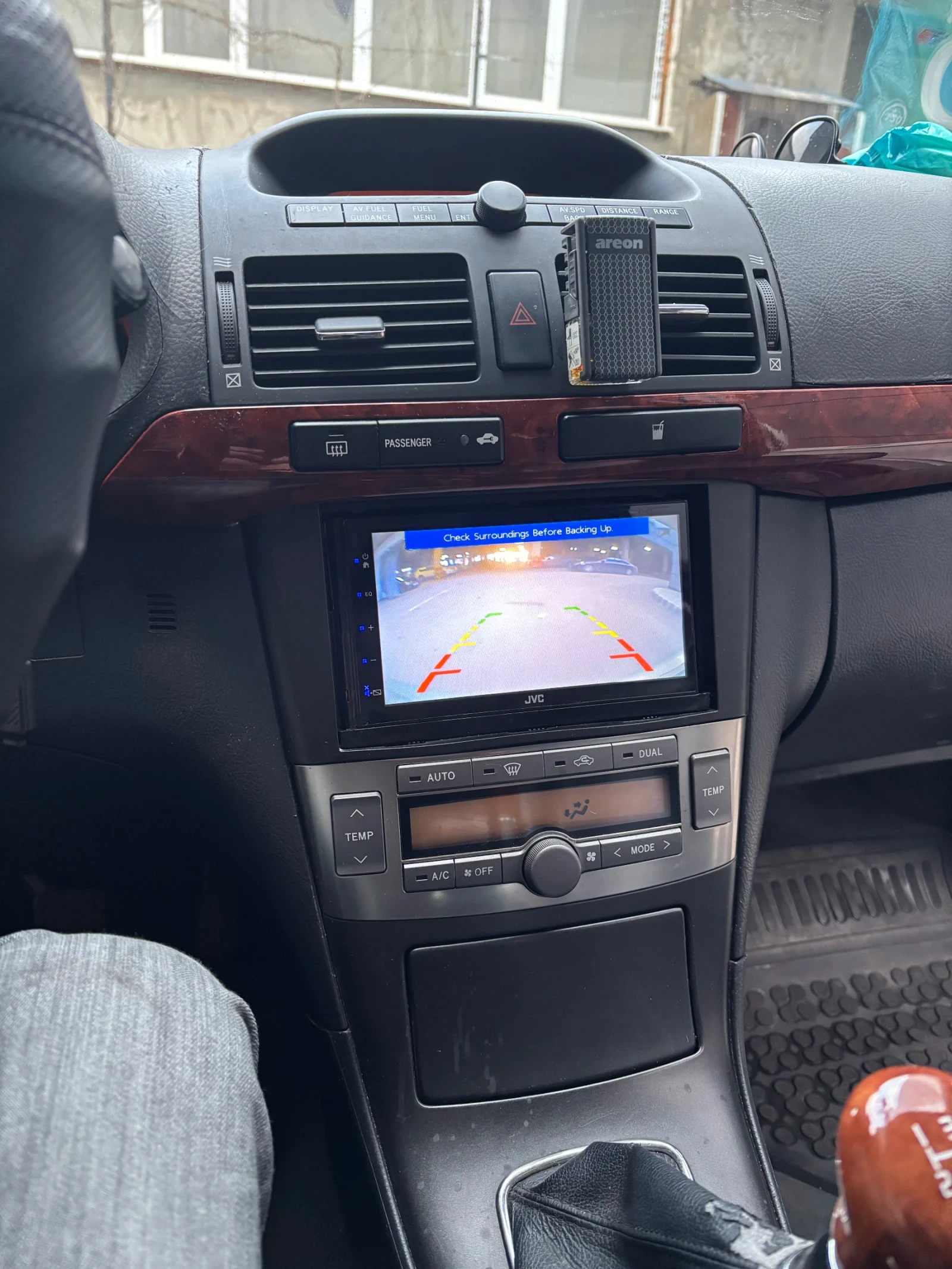 Toyota Avensis  - изображение 10