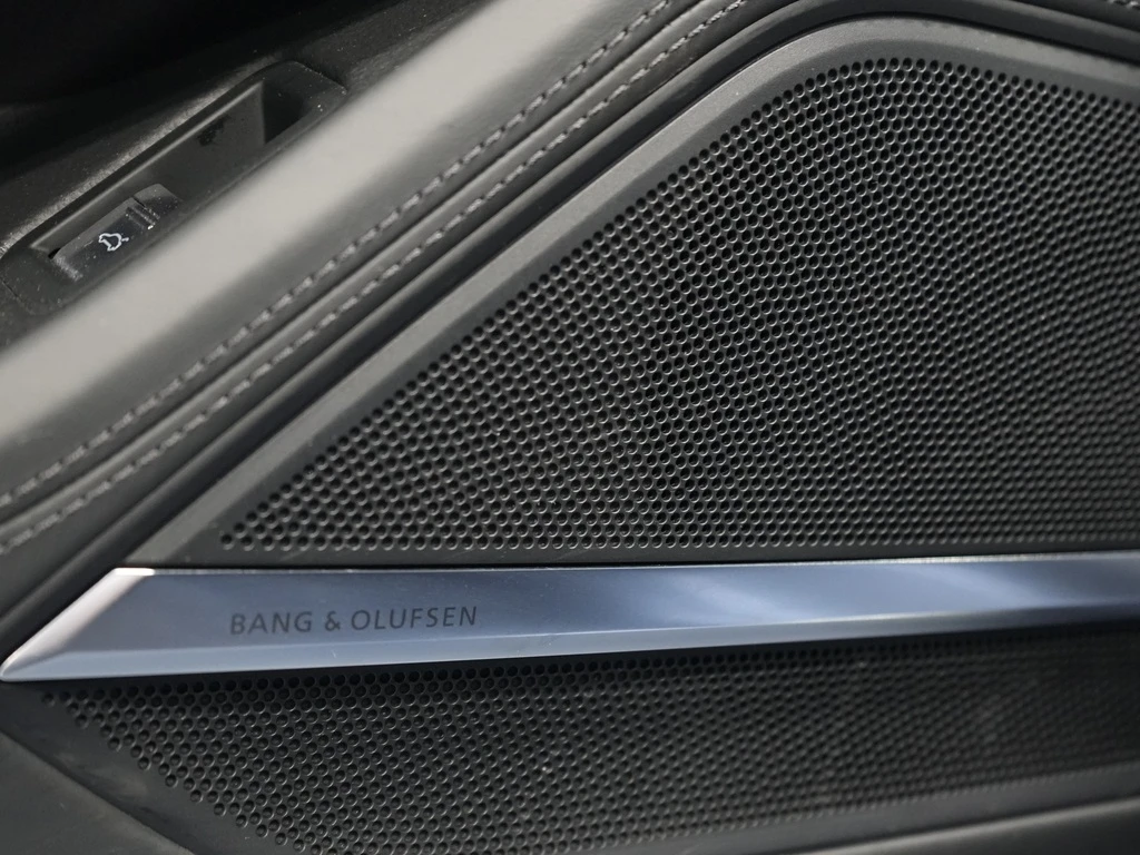 Audi S8 / PANO/HUD/360 CAM/B&O/21 IN RIM/ ��������� ����  | Mobile.bg � ����������� 17