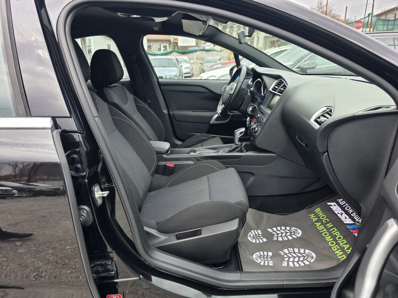 DS DS 4 ФЕЙС 1.6 HDI 120 К.С. АВТОМАТ / ЕВРО 6, снимка 12 - Автомобили и джипове - 53922157