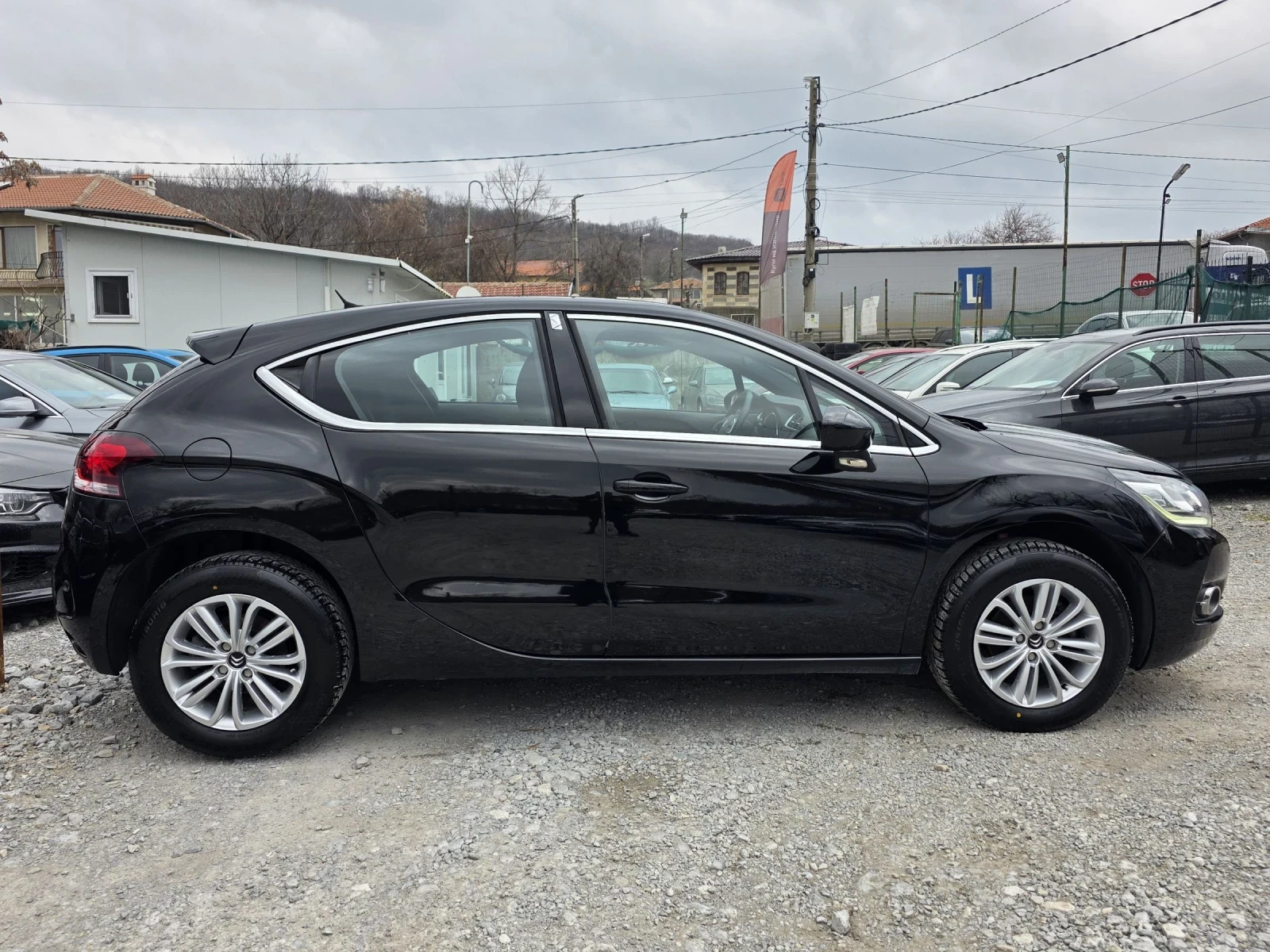 DS DS 4 ФЕЙС 1.6 HDI 120 К.С. АВТОМАТ / ЕВРО 6, снимка 6 - Автомобили и джипове - 53922157