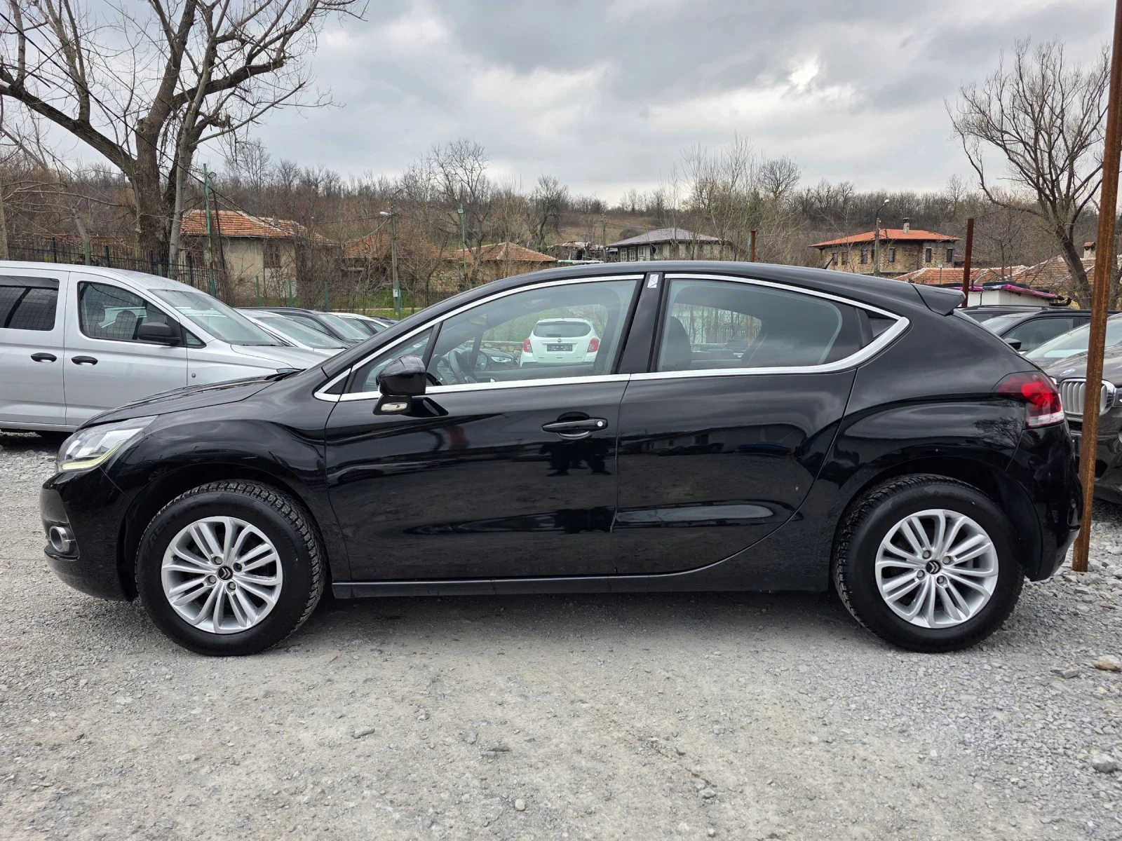 DS DS 4 ФЕЙС 1.6 HDI 120 К.С. АВТОМАТ / ЕВРО 6, снимка 5 - Автомобили и джипове - 53922157