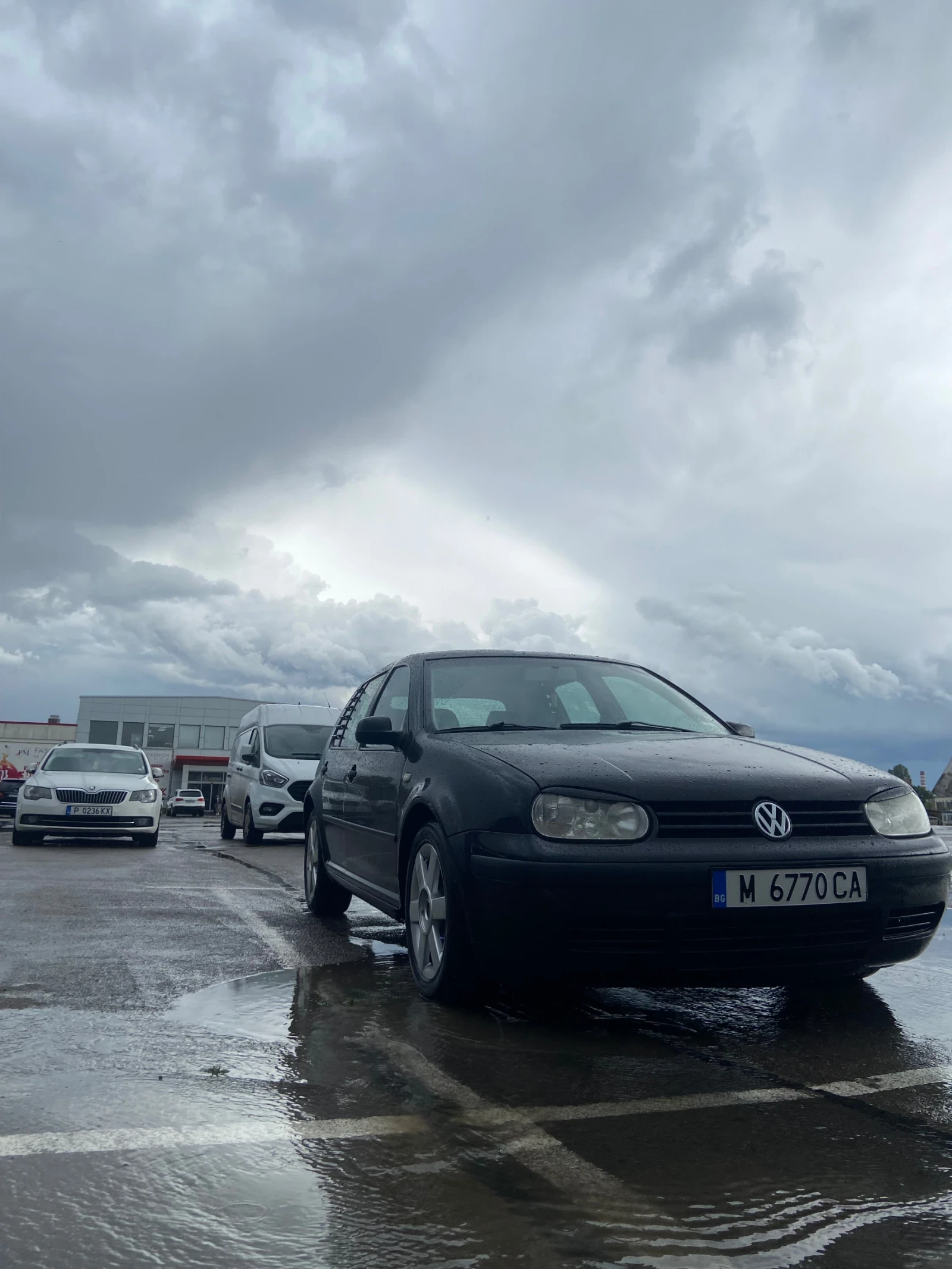 VW Golf, снимка 8 - Автомобили и джипове - 53996507