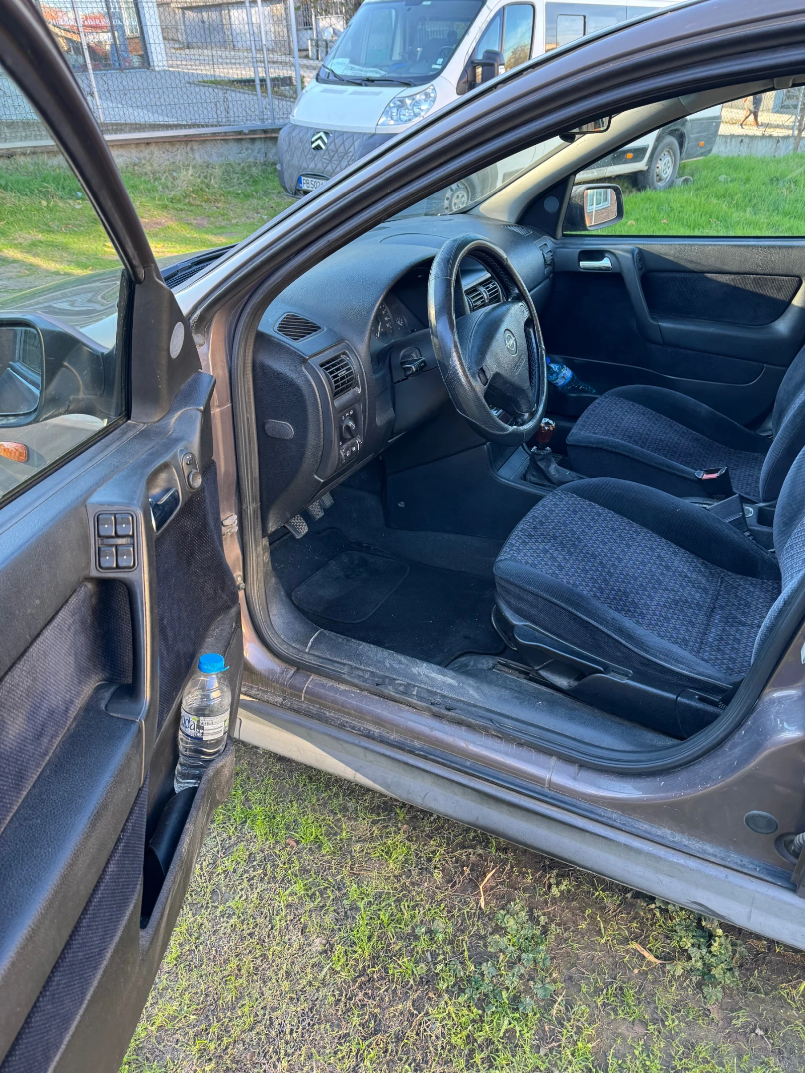 Opel Astra 1.6 75ps стария мотор, снимка 7 - Автомобили и джипове - 54012068