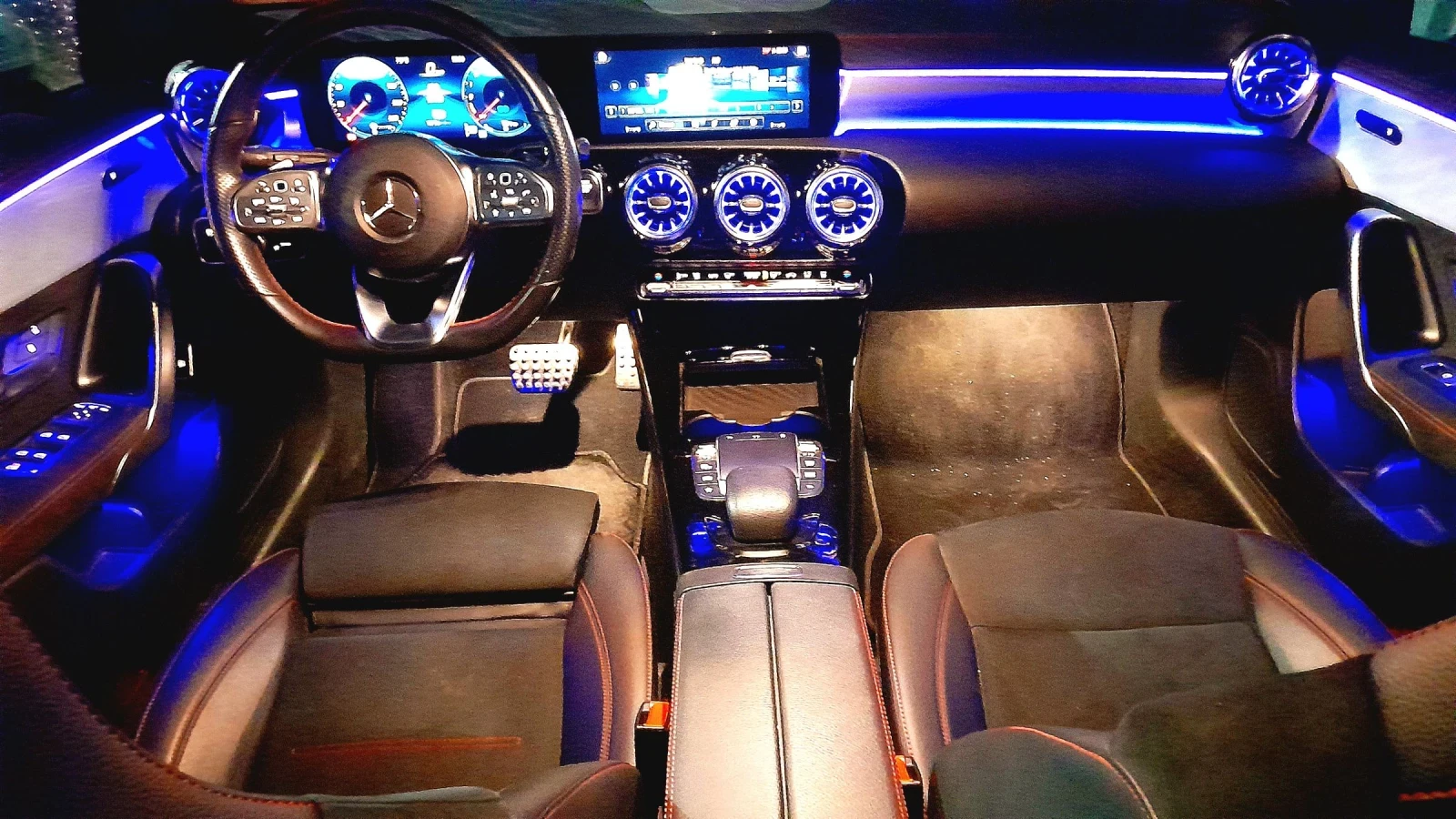 Mercedes-Benz CLA 250e AMG line Pano, снимка 7 - Автомобили и джипове - 54170000