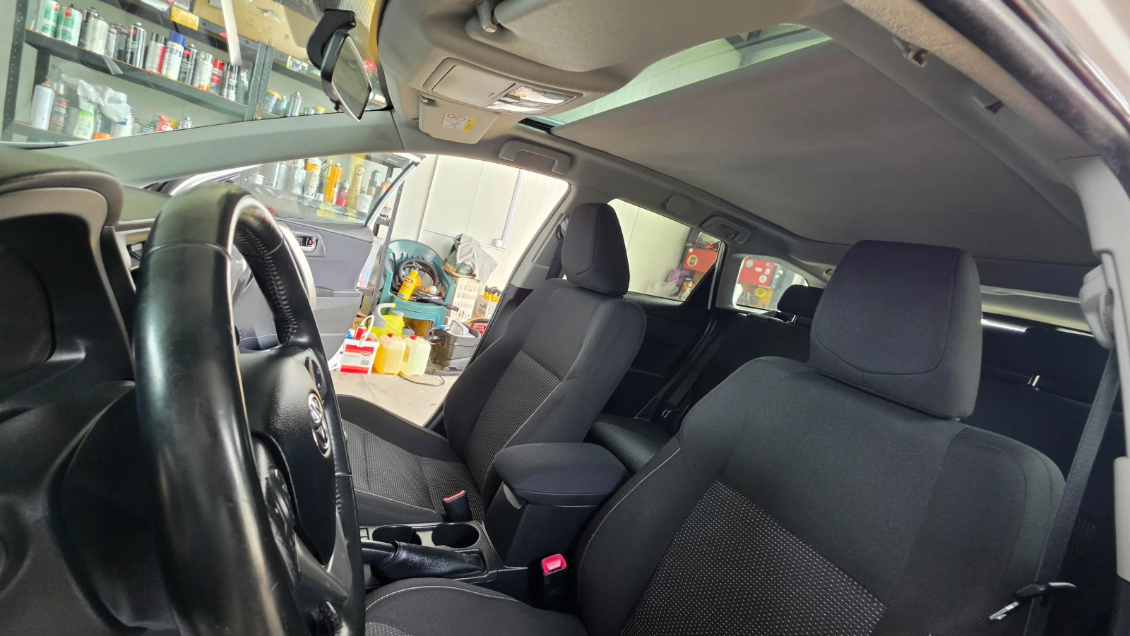 Toyota Auris 1.33* 99кс* LED* бензин, снимка 12 - Автомобили и джипове - 54214357