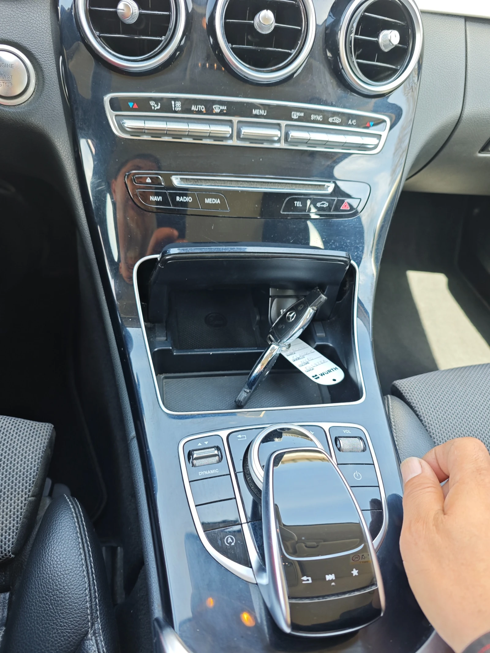 Mercedes-Benz C 220 Автоматик, 4 matic , 174 к.с, снимка 13 - Автомобили и джипове - 54214768