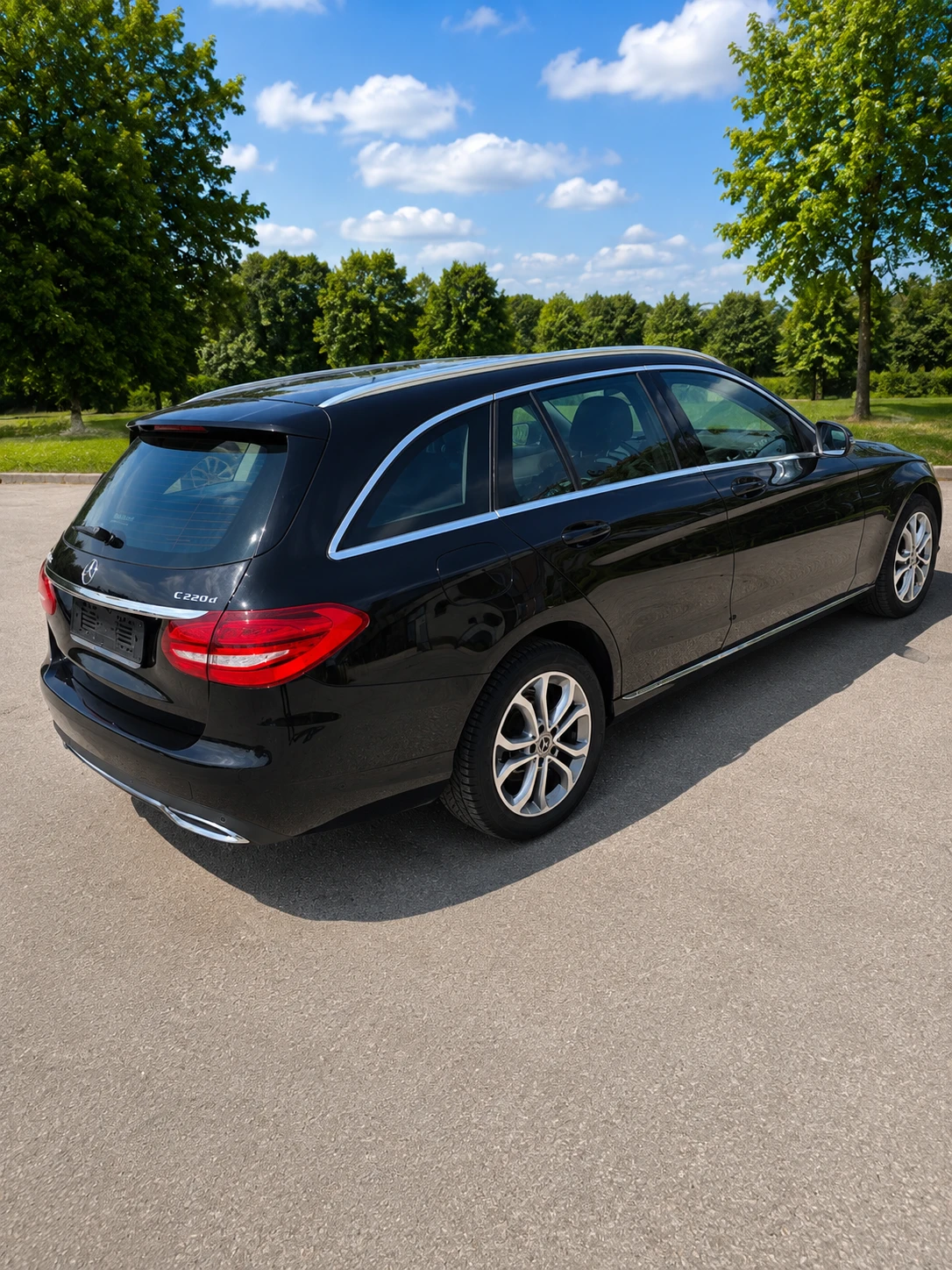 Mercedes-Benz C 220 Автоматик, 4 matic , 174 к.с, снимка 3 - Автомобили и джипове - 55181312