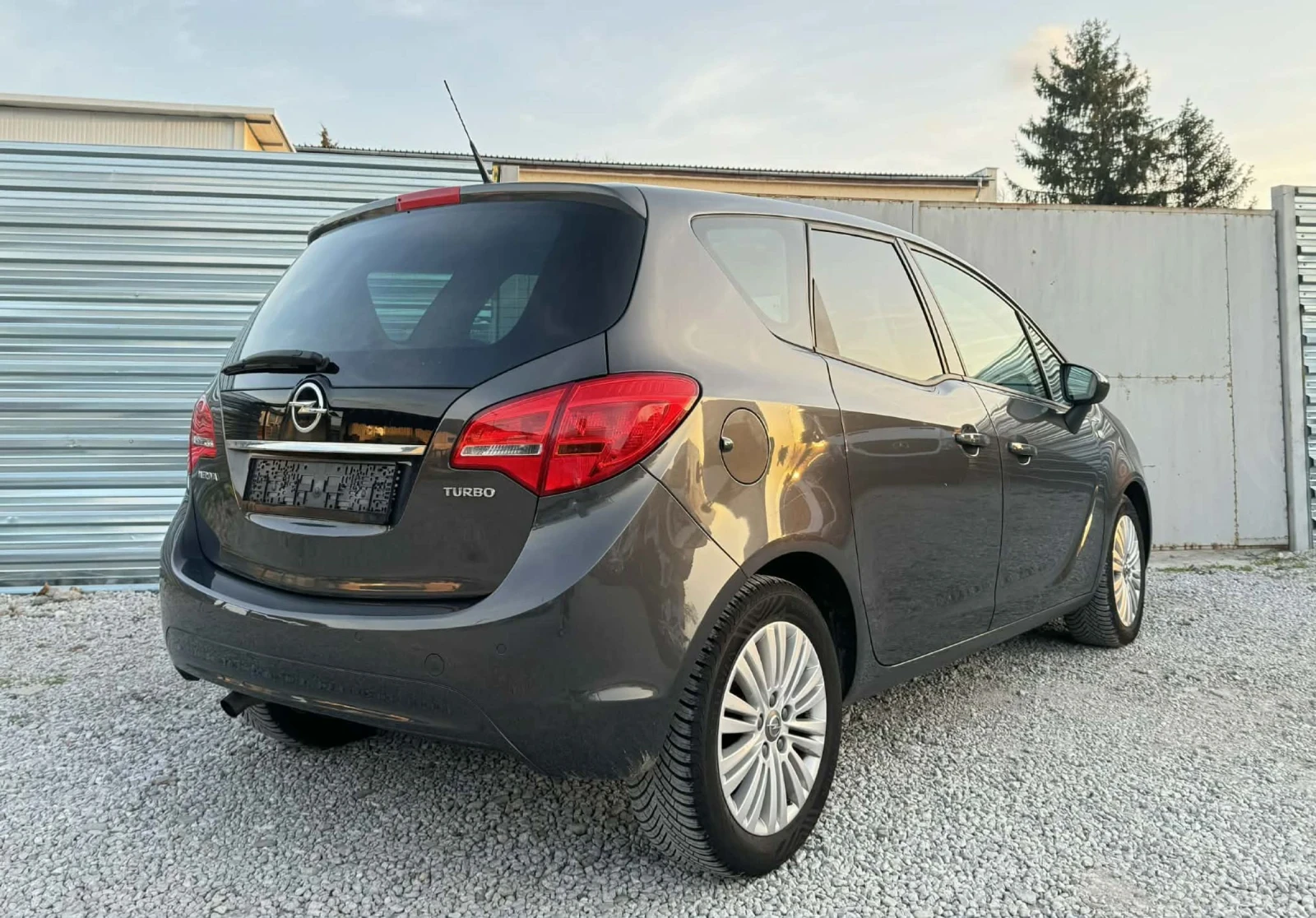 Opel Meriva НАВИГАЦИЯ, ТОП, снимка 5 - Автомобили и джипове - 54230577