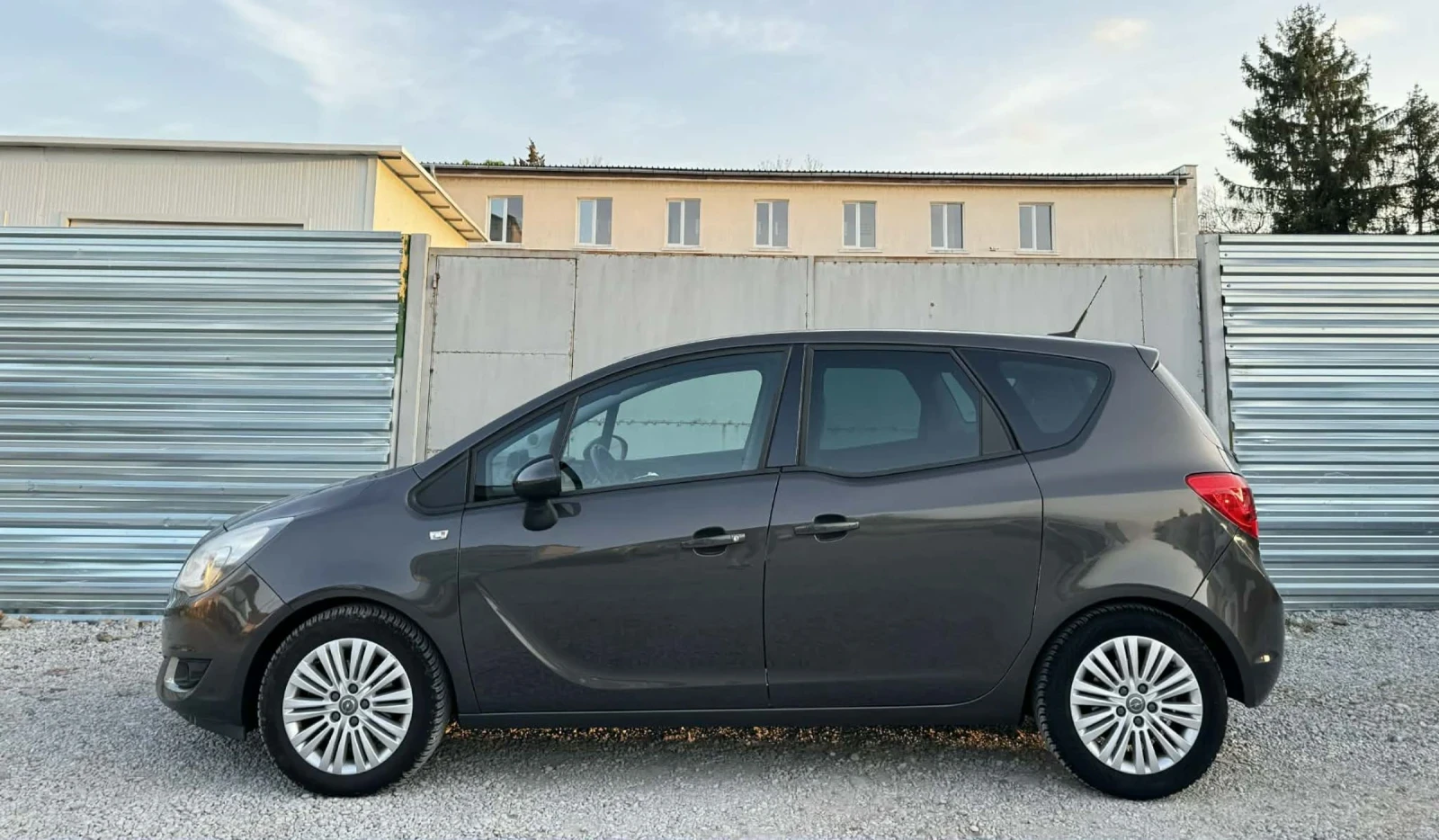 Opel Meriva НАВИГАЦИЯ, ТОП, снимка 7 - Автомобили и джипове - 54230577