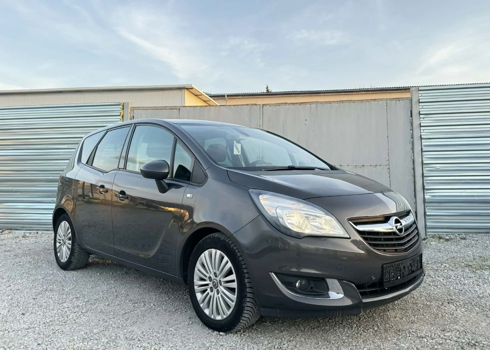 Opel Meriva НАВИГАЦИЯ, ТОП, снимка 3 - Автомобили и джипове - 54230577