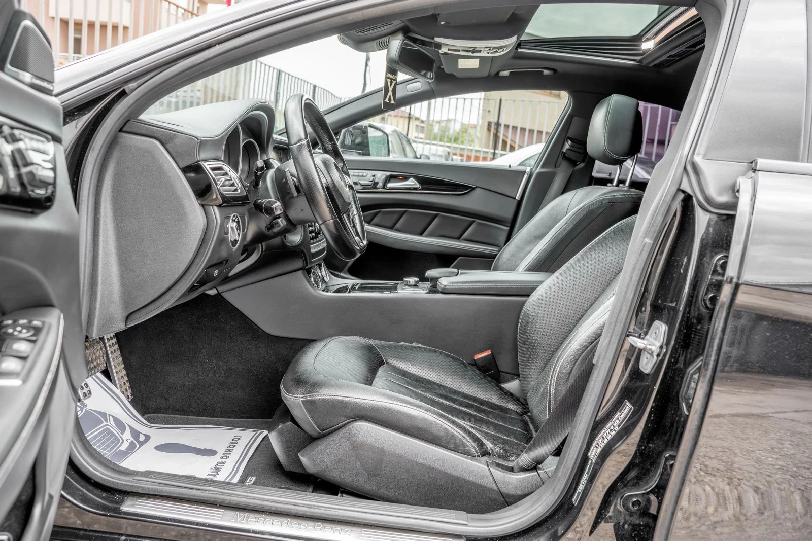 Mercedes-Benz CLS 350 CDI-AMG-DISTR-KEYLESS-�����-AMBIENT-LINE ASIST-FUL | Mobile.bg � ����������� 12