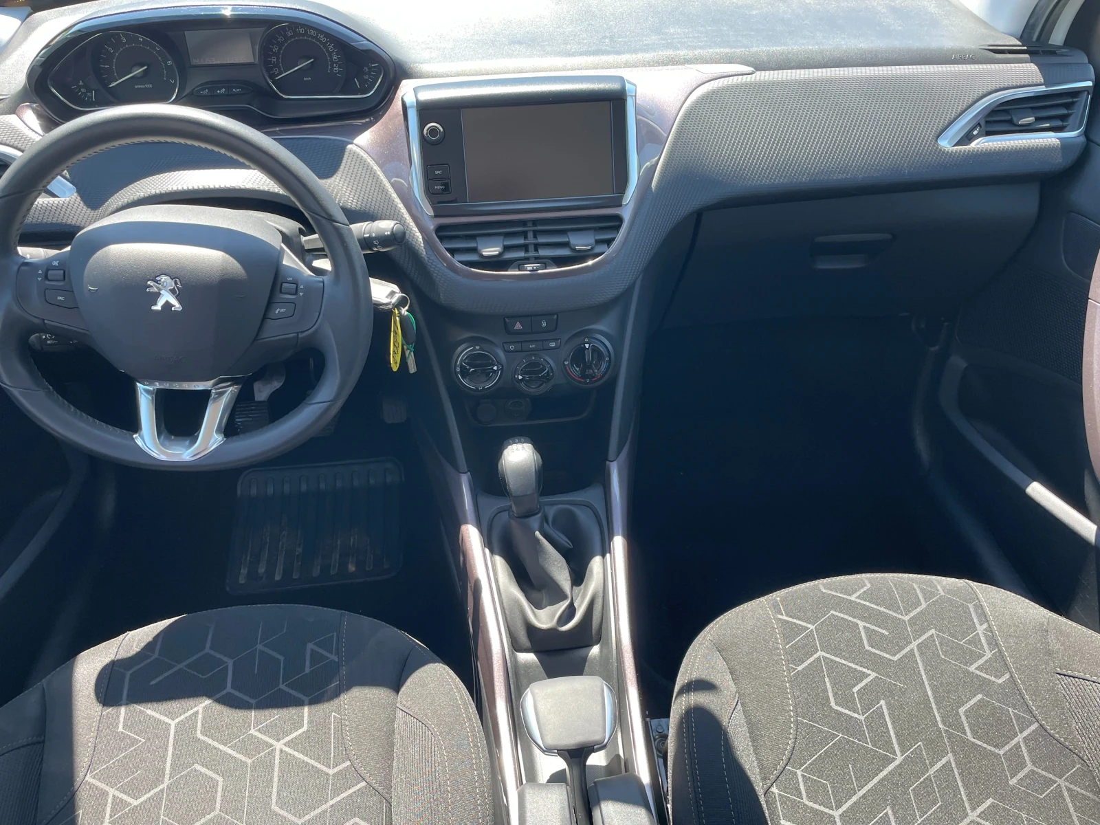 Peugeot 2008 НОВ ВНОС ИТАЛИЯ, снимка 11 - Автомобили и джипове - 54439351