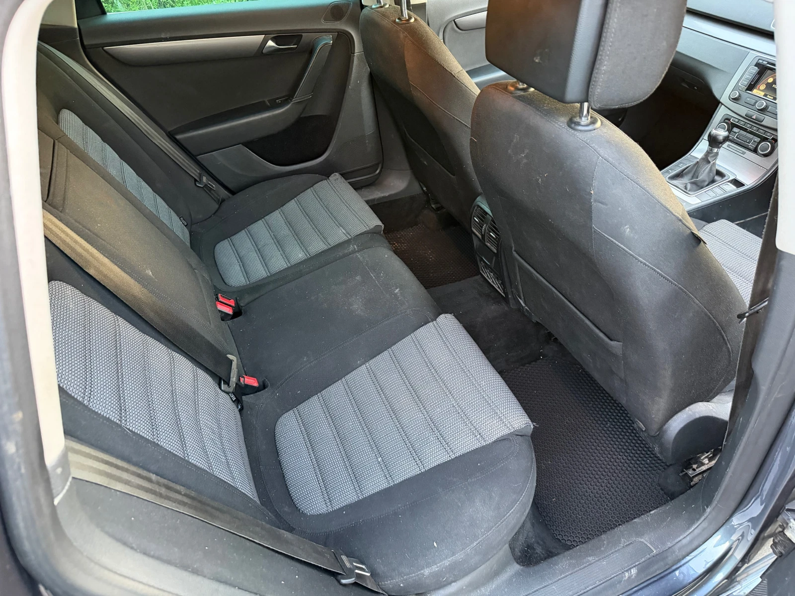 VW Passat, снимка 10 - Автомобили и джипове - 54660262