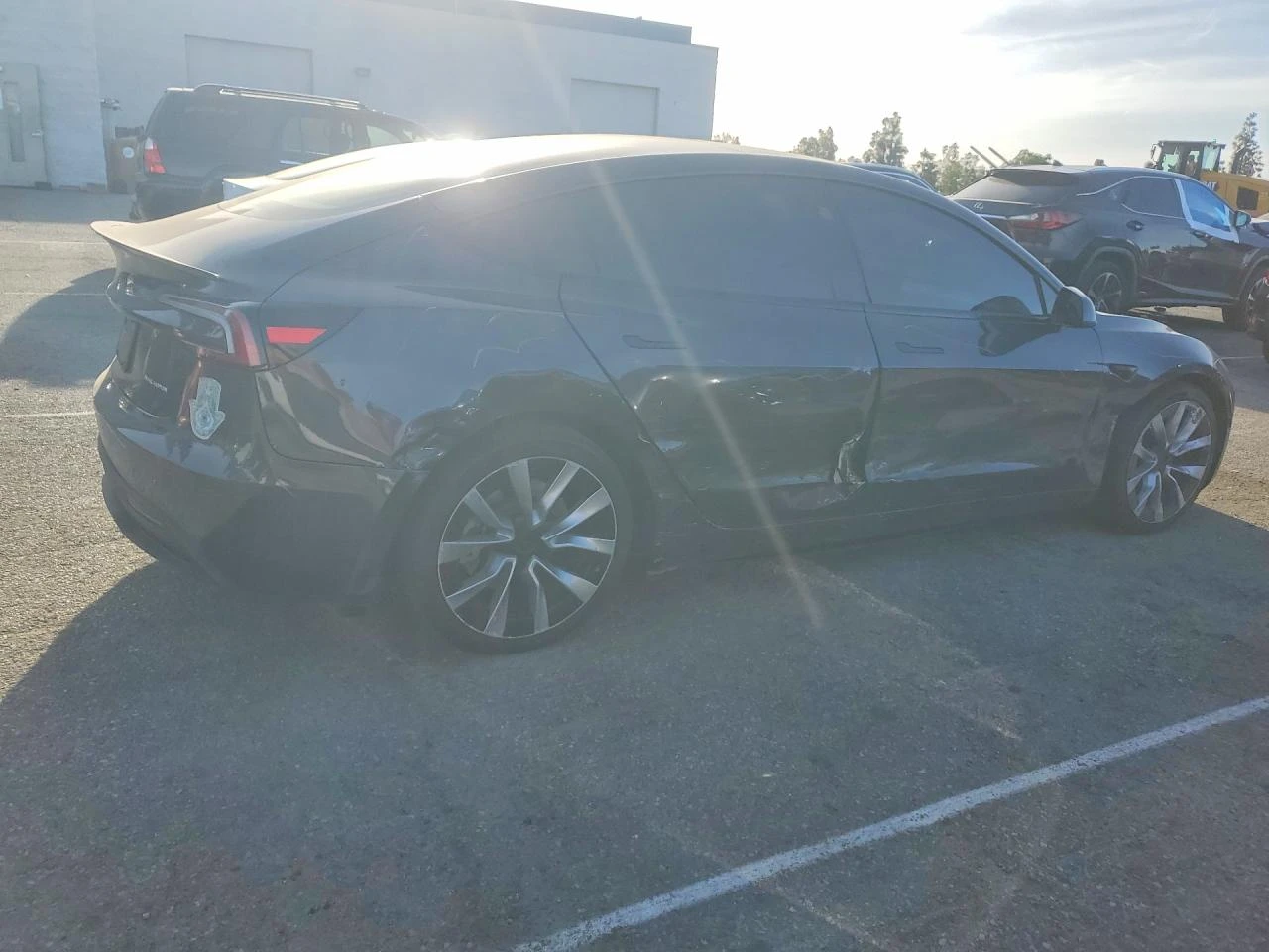Tesla Model 3, снимка 3 - Автомобили и джипове - 54664143