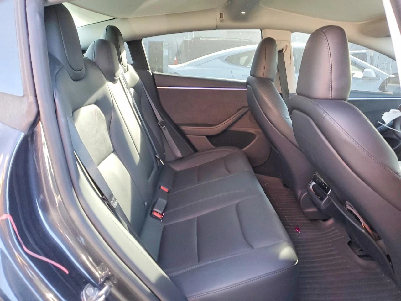 Tesla Model 3, снимка 10 - Автомобили и джипове - 54664143