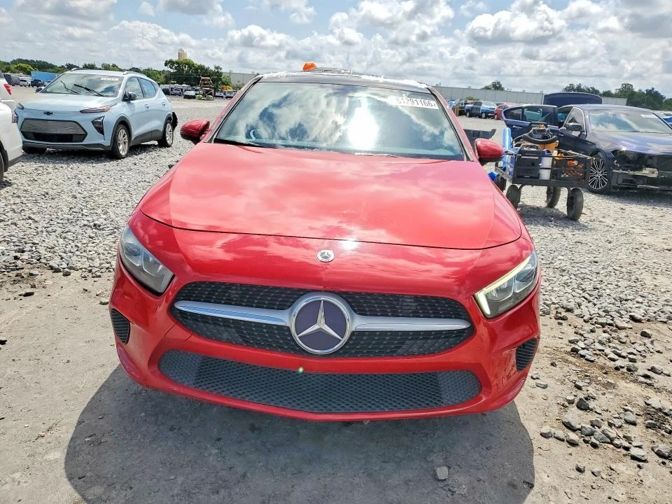 Mercedes-Benz A 220, снимка 5 - Автомобили и джипове - 54772295