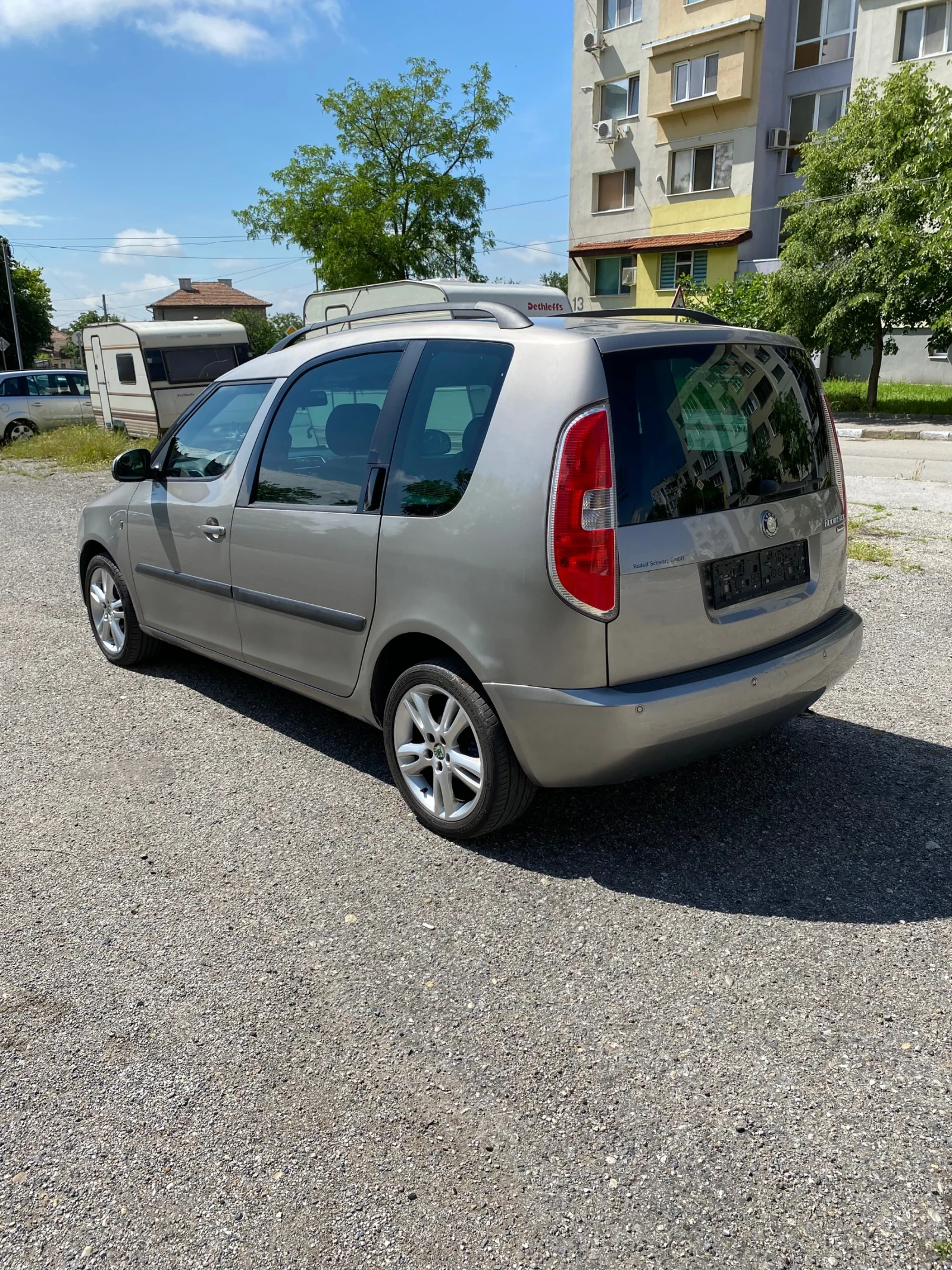Skoda Roomster 1.4i Бензин * * клима * * парктконик темпомат 164к, снимка 7 - Автомобили и джипове - 54797958
