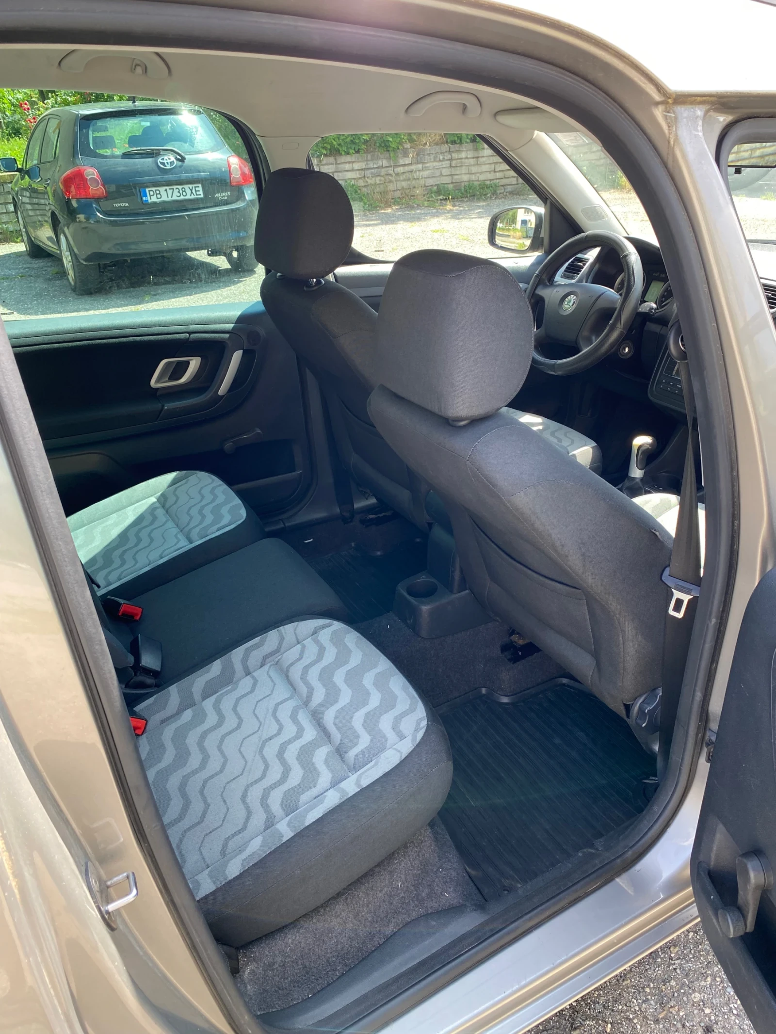 Skoda Roomster 1.4i Бензин * * клима * * парктконик темпомат 164к, снимка 8 - Автомобили и джипове - 54797958