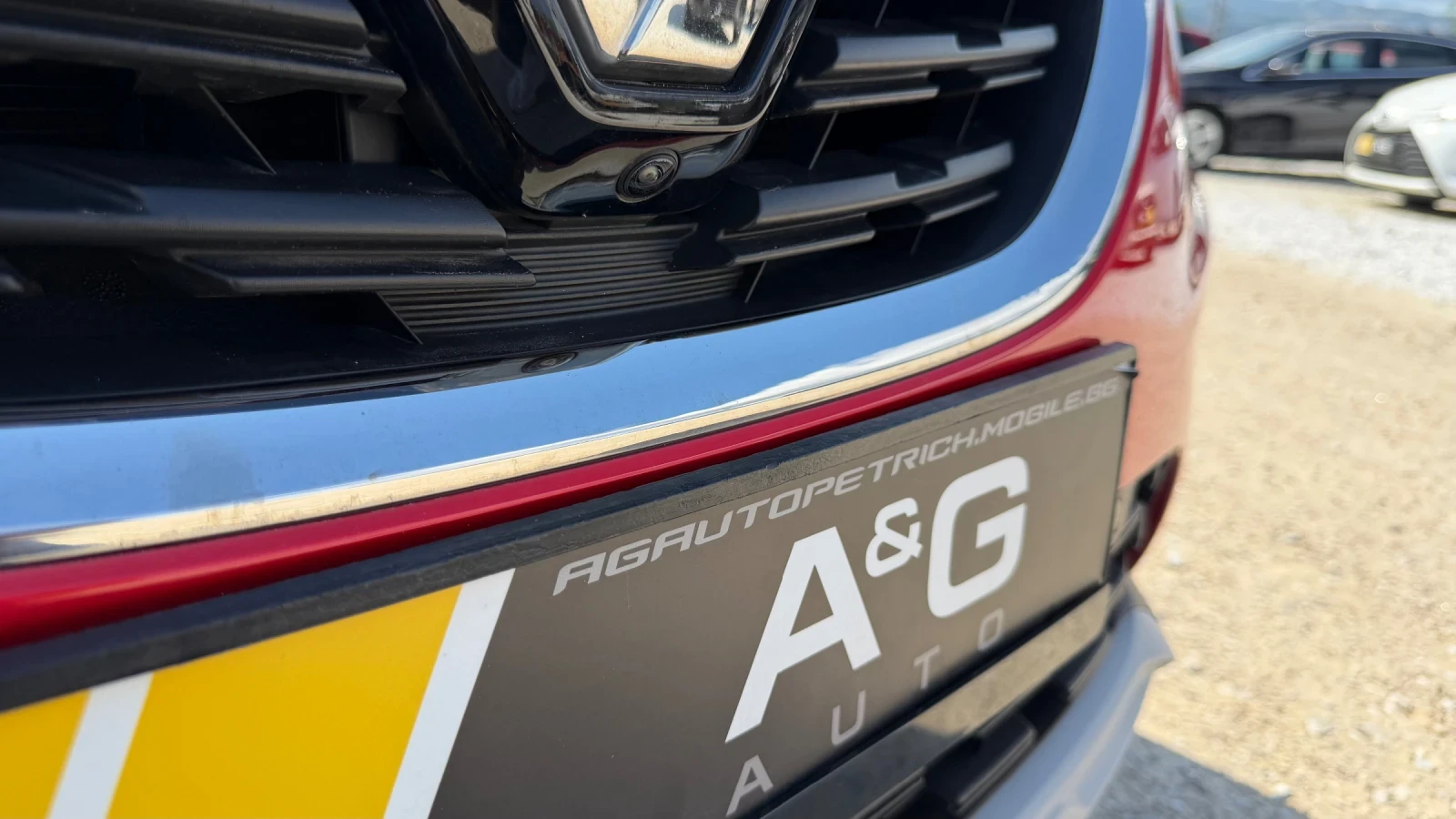 Renault Captur E-TECH PLUG IN WARANTY, снимка 17 - Автомобили и джипове - 54998837