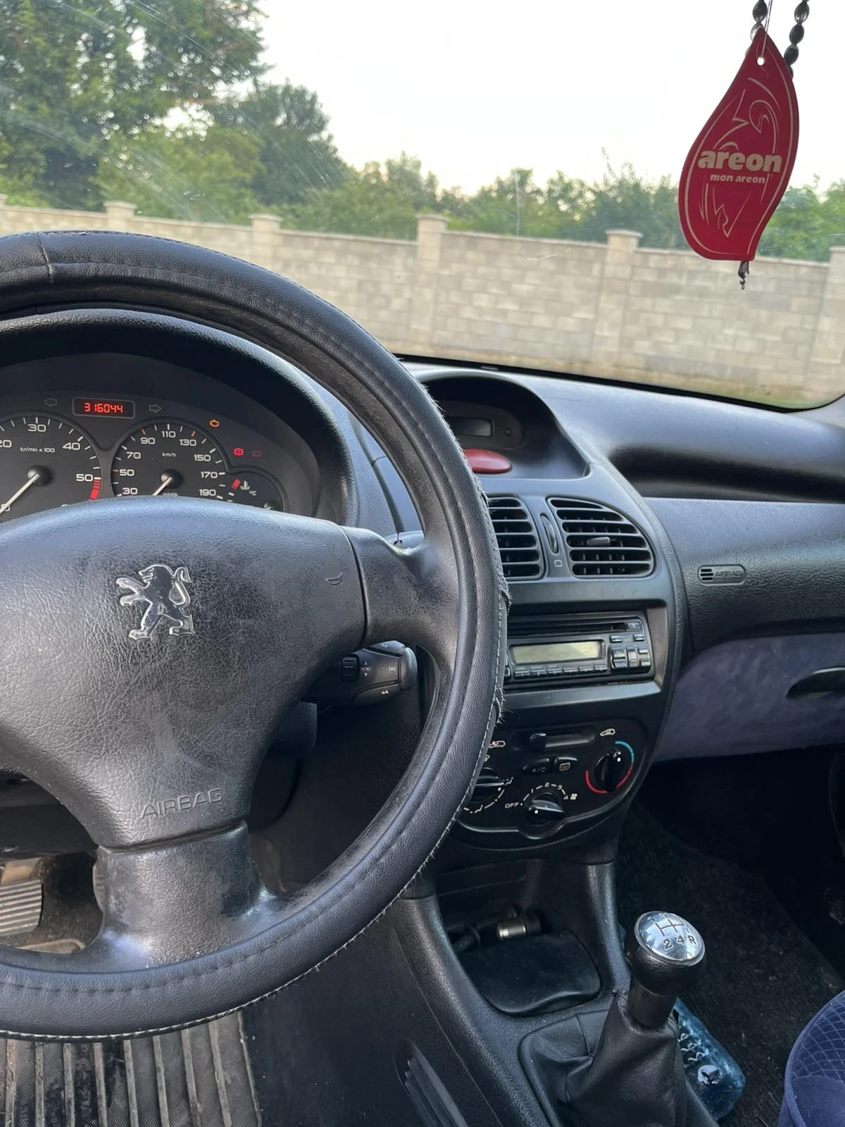Peugeot 206, снимка 8 - Автомобили и джипове - 55494029