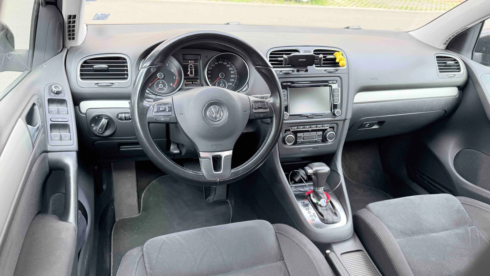 VW Golf 6 Highline 1.4TSI 160к.с. Автоматик DSG Алкантaра, снимка 10 - Автомобили и джипове - 55901164