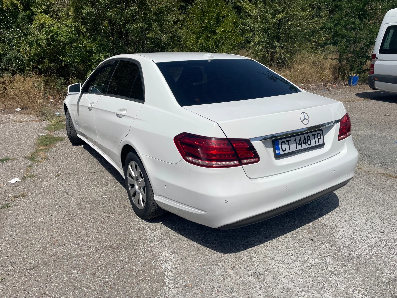 Mercedes-Benz E 200 Blueteс, снимка 3 - Автомобили и джипове - 55923228