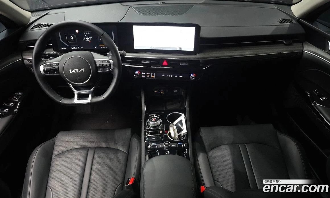 Kia K5 1.6 Turbo Noblesse, снимка 9 - Автомобили и джипове - 56185701