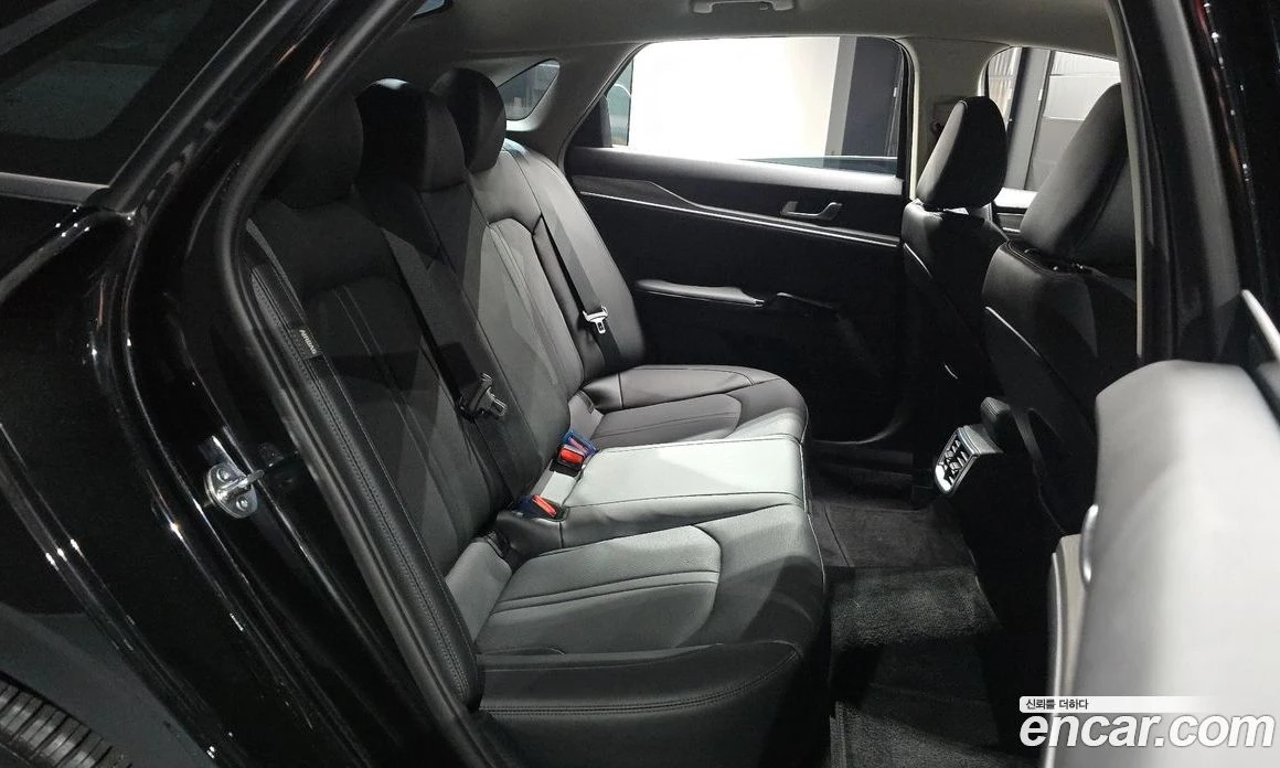 Kia K5 1.6 Turbo Noblesse, снимка 17 - Автомобили и джипове - 56185701
