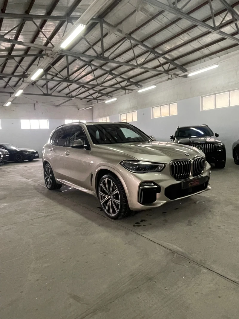 BMW X5 M50D/Indiv/B&WLaser/distr/3xtv//360/теглич/Фулл!!!, снимка 2 - Автомобили и джипове - 48452174