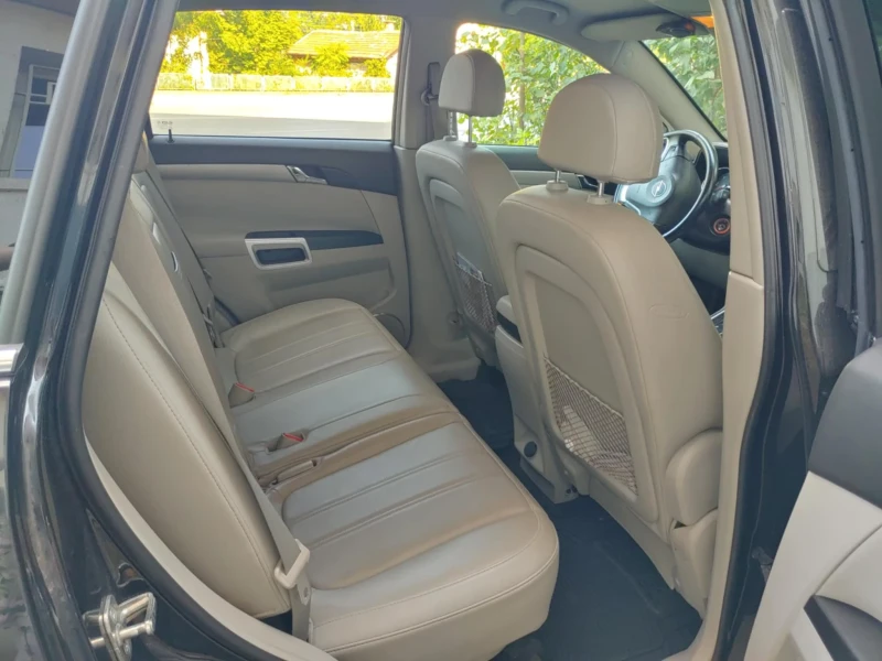 Opel Antara Cosmo, снимка 9 - Автомобили и джипове - 51746854