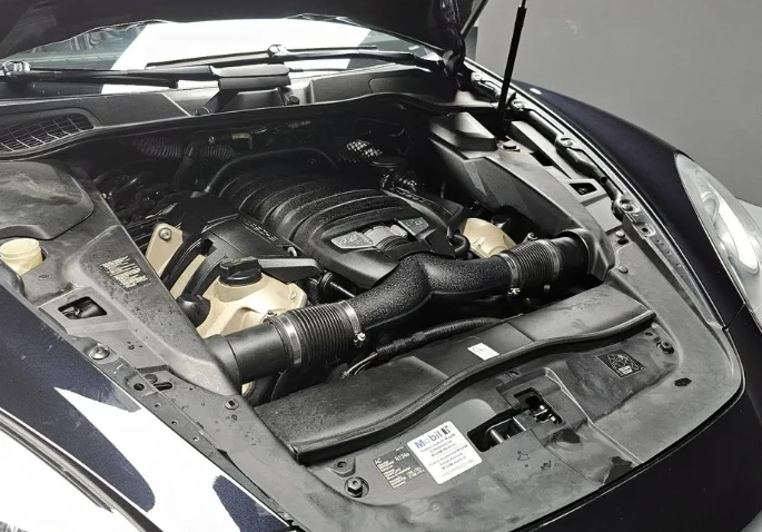 Porsche Cayenne 4.8 S 958 - изображение 6