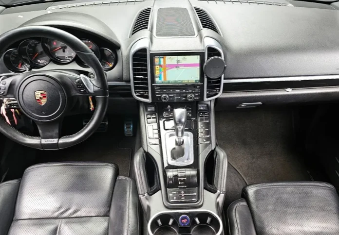 Porsche Cayenne 4.8 S 958 - изображение 7