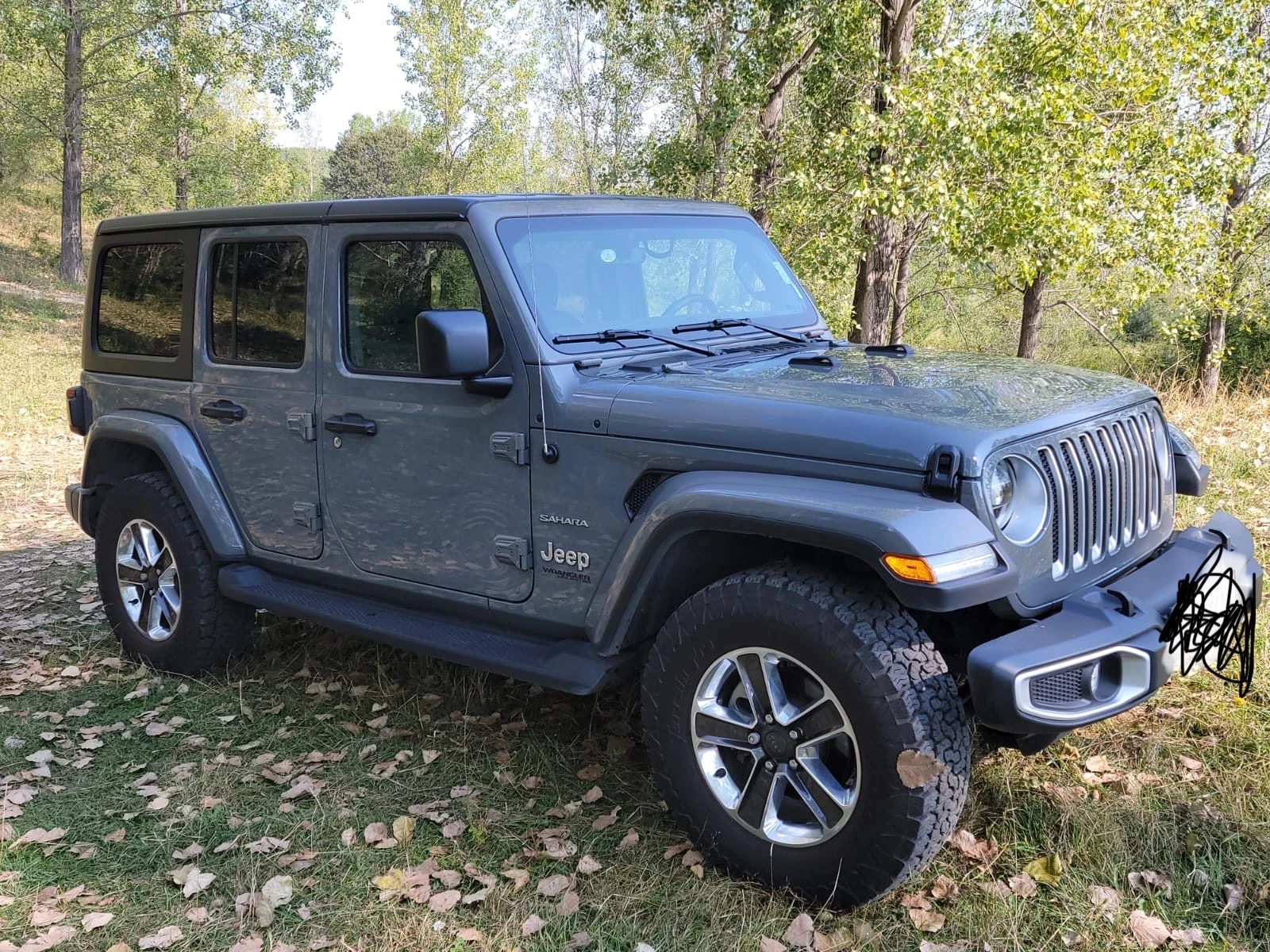 Jeep Wrangler Sahara - изображение 3