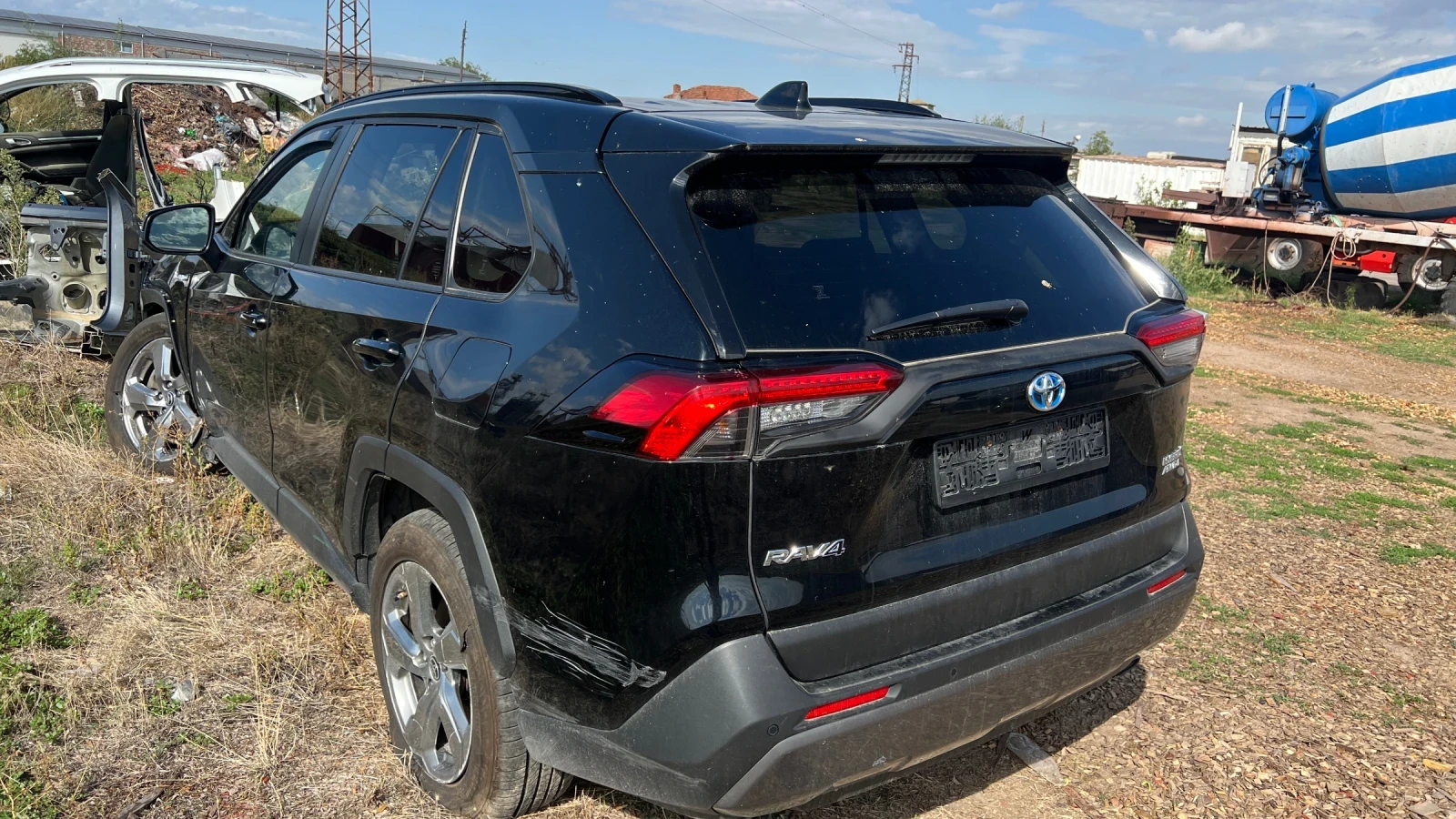 Toyota Rav4 2.5 Hibrid, на части - изображение 5