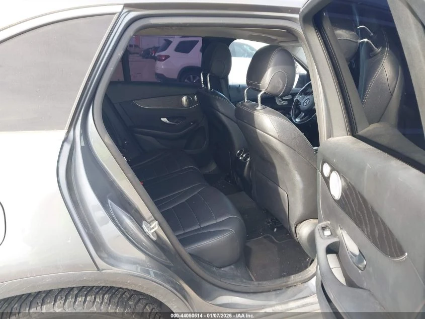 Mercedes-Benz GLC 300 2.0L I-4 DI, DOHC, VVT, TURBO, 241HP 4X2 Drive | Mobile.bg � ����������� 13