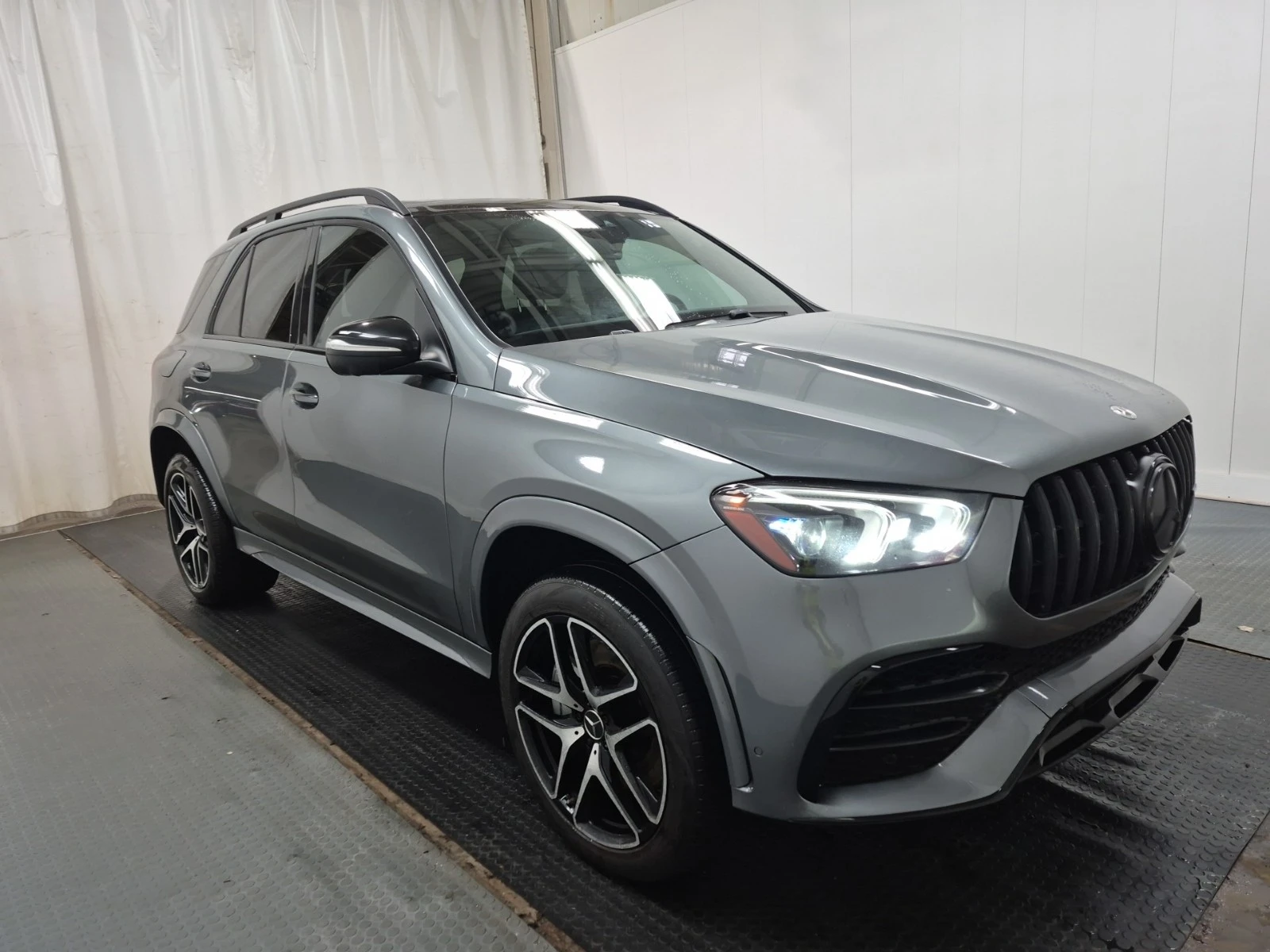 Mercedes-Benz GLE 3L 6cyl AWD, снимка 2 - Автомобили и джипове - 53861228