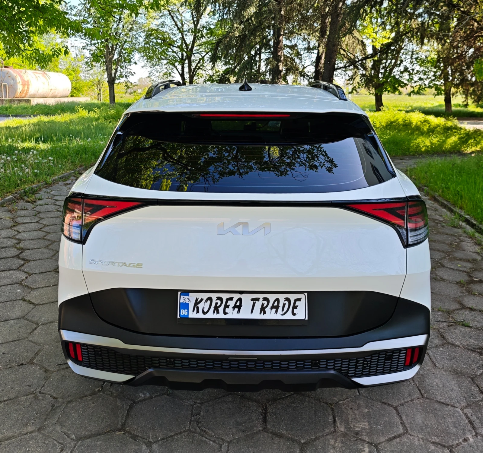 Kia Sportage 1.6, снимка 5 - Автомобили и джипове - 54064186