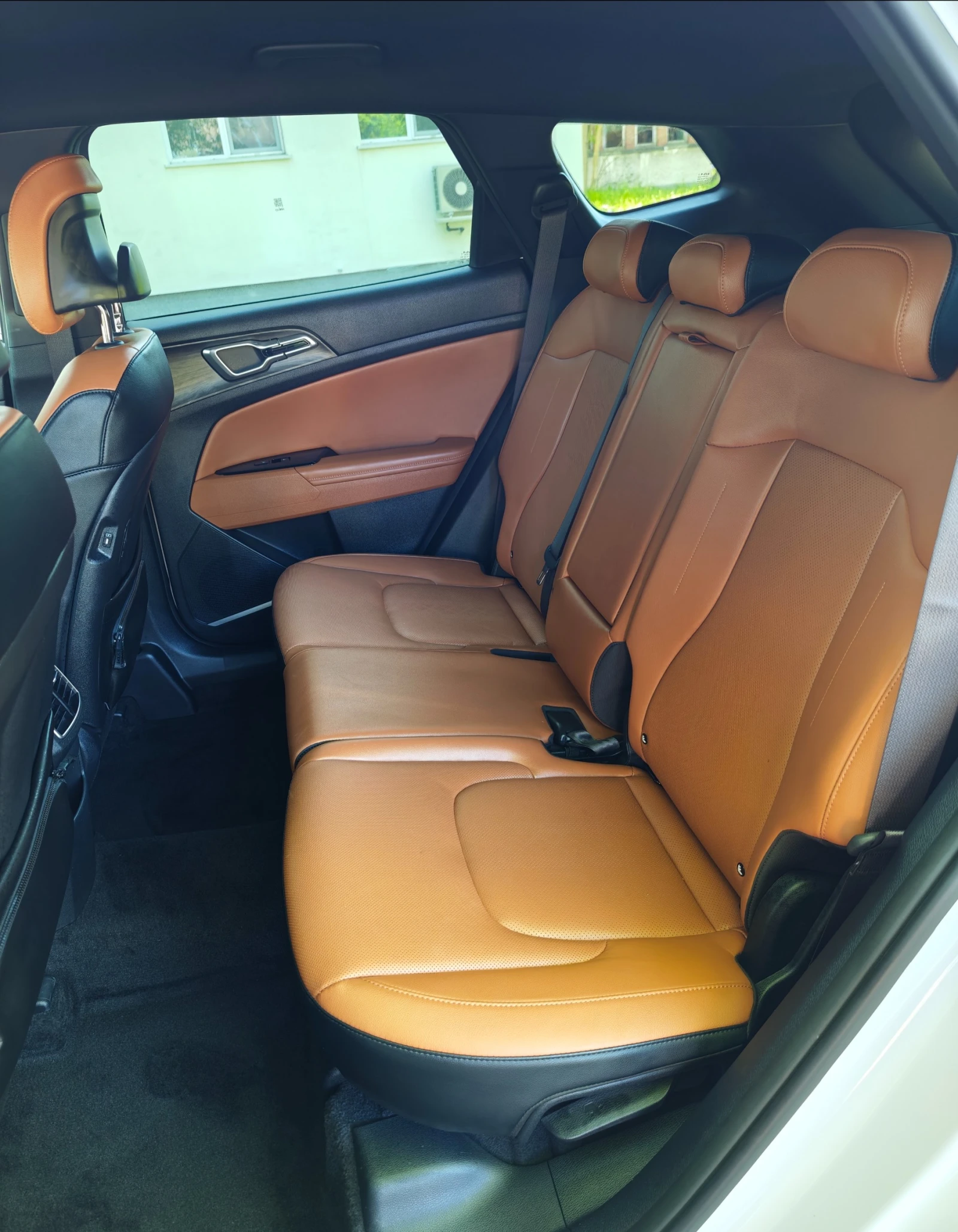 Kia Sportage 1.6, снимка 17 - Автомобили и джипове - 54064186