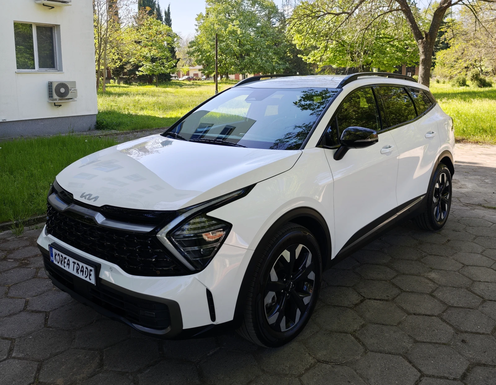 Kia Sportage 1.6, снимка 8 - Автомобили и джипове - 54064186