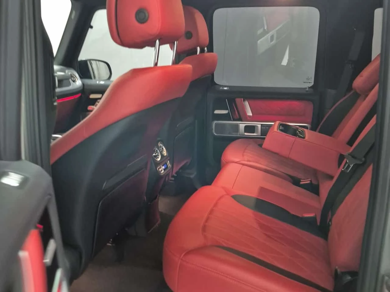 Mercedes-Benz G 63 AMG * CARFAX * БЕЗ ЗАБЕЛЕЖКИ * , снимка 13 - Автомобили и джипове - 54171562